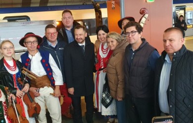 Pociągiem do Krakowa szybciej, niż autem
